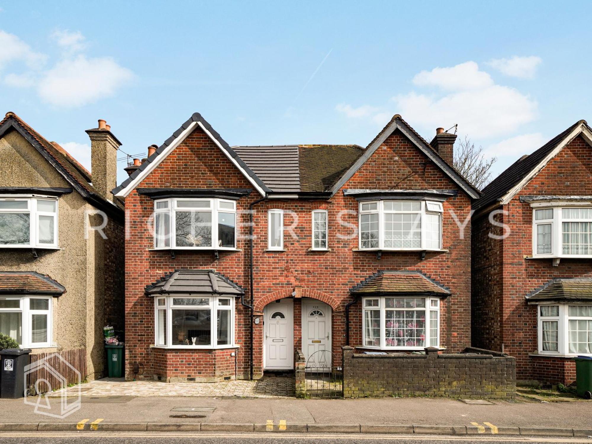 Watford Large 5Br Home - Contractors & Families ภายนอก รูปภาพ